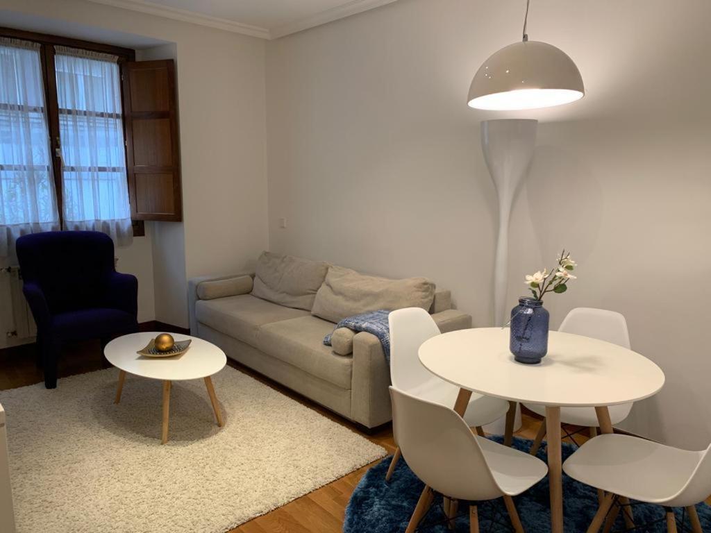 Centriquísimo, Bonito, Cómodo, Wifi, Campomanes Apartamento *